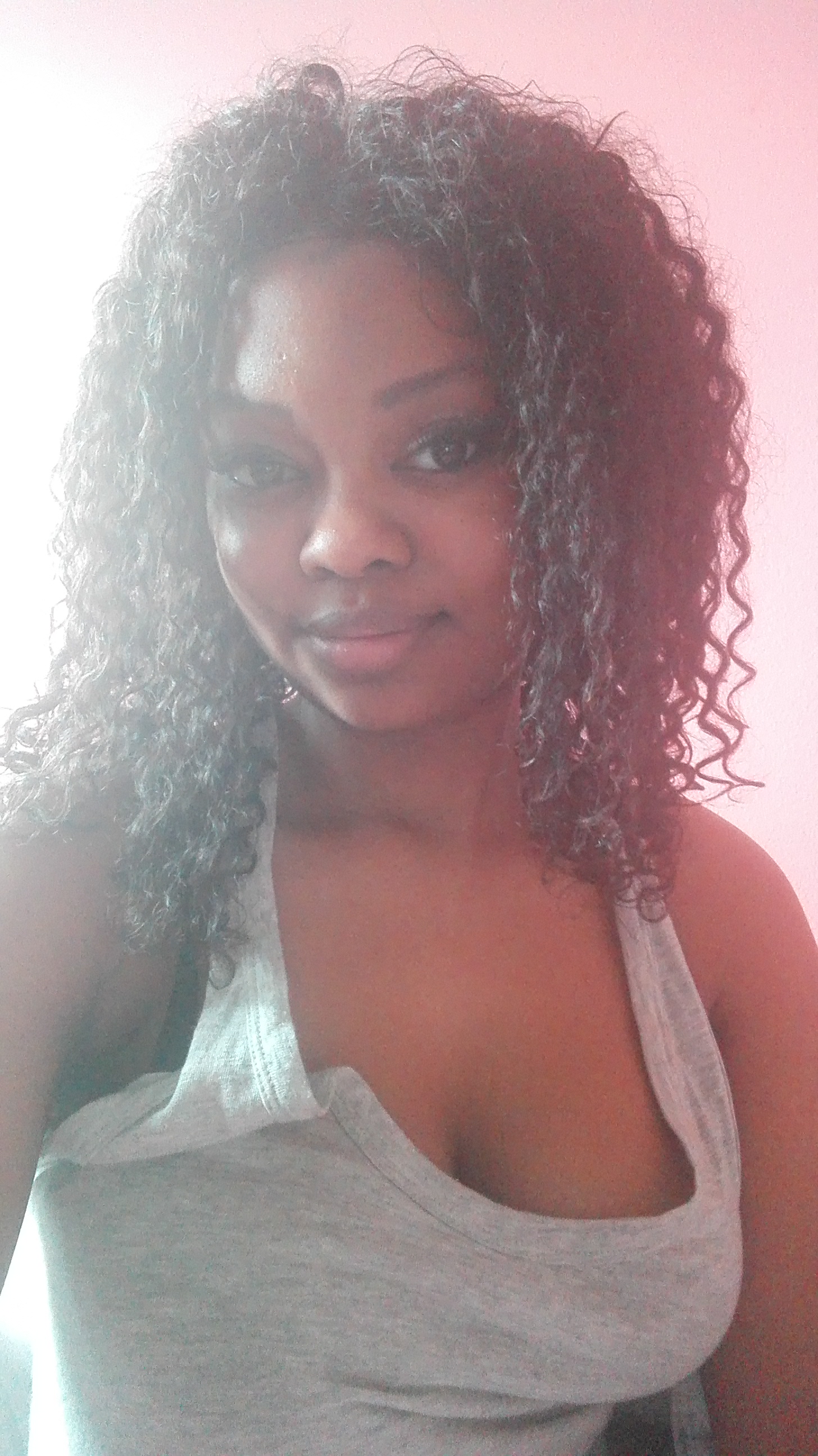 Moi, Maeva, aujourd'hui. Moi, Maeva, aujourd'hui.